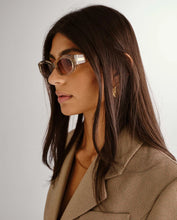 Load image into Gallery viewer, THE JULIET