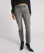 Load image into Gallery viewer, STIXX LOW WAIST SLIM JEAN
