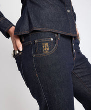 Load image into Gallery viewer, ALICE LOW WAIST BOOTCUT JEANS