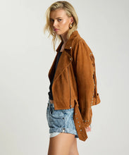 Load image into Gallery viewer, WISKEY FRINGED STUDDED JACKET