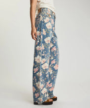 Load image into Gallery viewer, LOVELORN STRAIGHT LEG JEANS