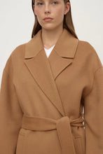 Load image into Gallery viewer, IVY WOOL COAT