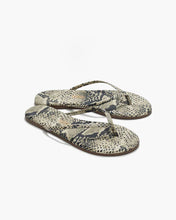 Load image into Gallery viewer, LILY VEGAN ANIMAL