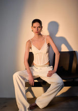 Load image into Gallery viewer, OMEGA BUSTIER