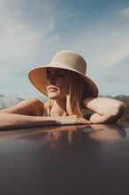 Load image into Gallery viewer, LOPEZ PANAMA STRAW BUCKET HAT