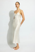 Load image into Gallery viewer, SILK LACE SLIP
