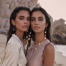 Load image into Gallery viewer, STELLA EARRINGS

