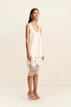 Load image into Gallery viewer, SAVANNA SCOOP NECK TOP

