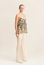 Load image into Gallery viewer, KINETIC RUFFLE CAMI
