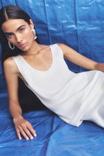 Load image into Gallery viewer, SAVANNA SCOOP NECK TOP
