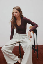 Load image into Gallery viewer, ABIA KNIT TOP
