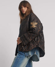 Load image into Gallery viewer, QUILTED STAR LEATHER JACKET

