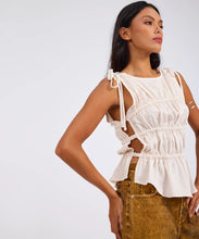 Load image into Gallery viewer, EVELYN GATHERED RUCHED TIE TOP
