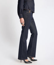 Load image into Gallery viewer, ALICE LOW WAIST BOOTCUT JEANS
