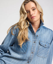 Load image into Gallery viewer, BLUE STRIPE EVERYDAY DENIM SHIRT
