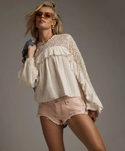 Load image into Gallery viewer, WILLOW HAVEN BLOUSE
