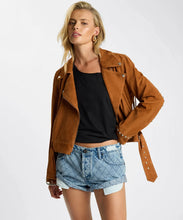 Load image into Gallery viewer, WISKEY FRINGED STUDDED JACKET
