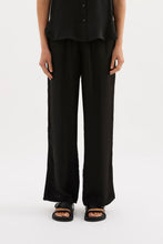 Load image into Gallery viewer, DARA CUPRO PANT
