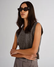 Load image into Gallery viewer, THE SUTTON
