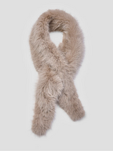 Load image into Gallery viewer, CHESTER SCARF
