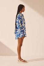 Load image into Gallery viewer, SCALLOP OVERSIZED SHIRT

