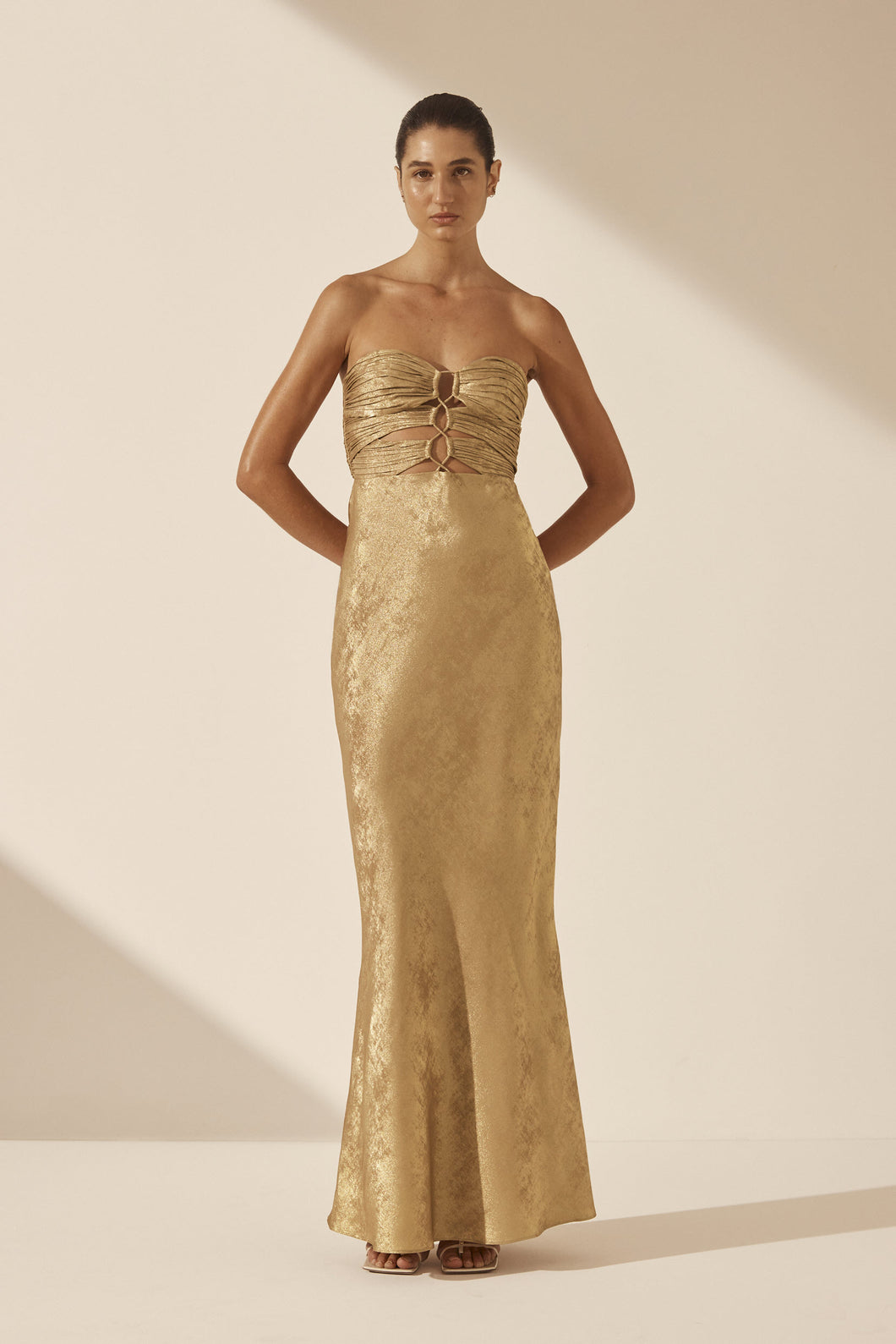 ROYALE STRAPLESS LACEUP MAXI