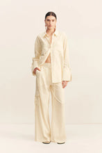 Load image into Gallery viewer, ELIO OVERSIZED SHIRT
