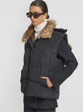 Load image into Gallery viewer, MORPHEUS PUFFER VEST
