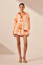 Load image into Gallery viewer, LARISSA CURVED HEM SHIRT
