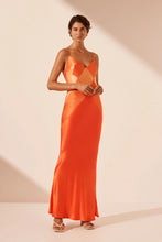 Load image into Gallery viewer, MIA CONTRAST SPLICED MAXI DRESS
