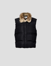 Load image into Gallery viewer, MORPHEUS PUFFER VEST

