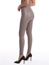 Load image into Gallery viewer, FAUX LEATHER LEGGING ASH
