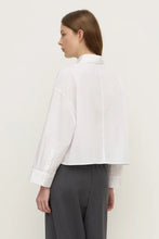 Load image into Gallery viewer, AURORA CROPPED POPLIN SHIRT
