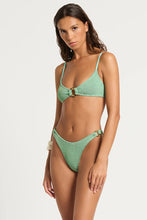 Load image into Gallery viewer, RING LISSIO CROP + RING SCENE BRIEF
