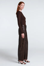 Load image into Gallery viewer, BILLIE BOW LEATHER
