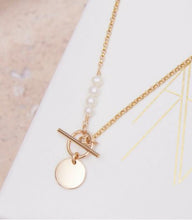Load image into Gallery viewer, DARCIE FRESHWATER PEARL NECKLACE
