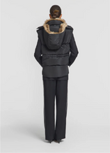 Load image into Gallery viewer, MORPHEUS PUFFER VEST
