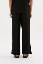 Load image into Gallery viewer, DARA CUPRO PANT
