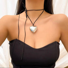 Load image into Gallery viewer, PUFF PUFF HEART CHOKER
