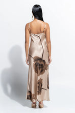 Load image into Gallery viewer, SILK SLIP
