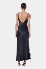 Load image into Gallery viewer, CASCADING LACE MAXI DRESS
