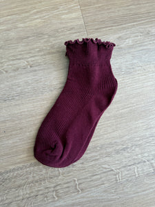 FRILL RIBBED SOCK