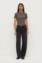 Load image into Gallery viewer, KOURT CONTRAST TEE
