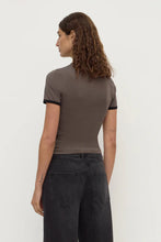 Load image into Gallery viewer, KOURT CONTRAST TEE
