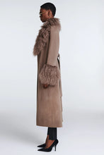 Load image into Gallery viewer, LILY WOOL/FUR TRIM COAT
