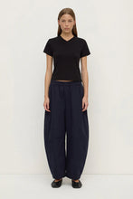 Load image into Gallery viewer, LOLA BARREL PANT
