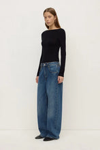 Load image into Gallery viewer, LOW CURVE MID RISE JEAN
