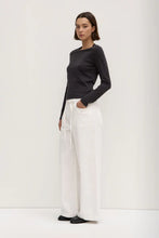 Load image into Gallery viewer, LYLA LONG SLEEVE TEE
