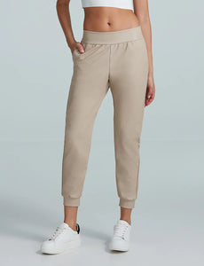 FAUX LEATHER JOGGER TAUPE