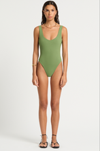 Load image into Gallery viewer, LUCIA ONE PIECE
